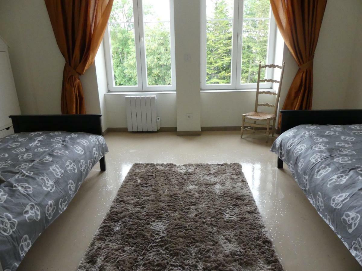 Chateau De St Alyre Hotel Sanssat ภายนอก รูปภาพ
